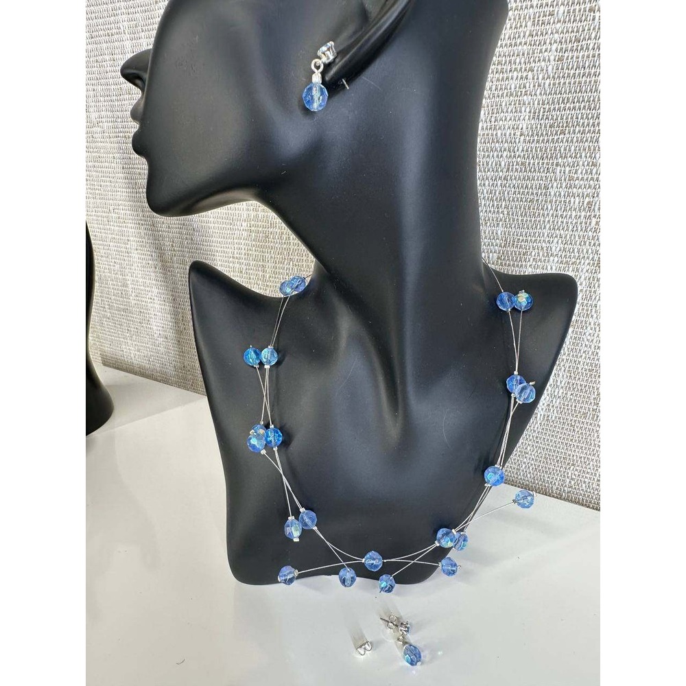 Avon Blue Faceted Bead Illusion Necklace and Earrings Set 2004 056 (7)